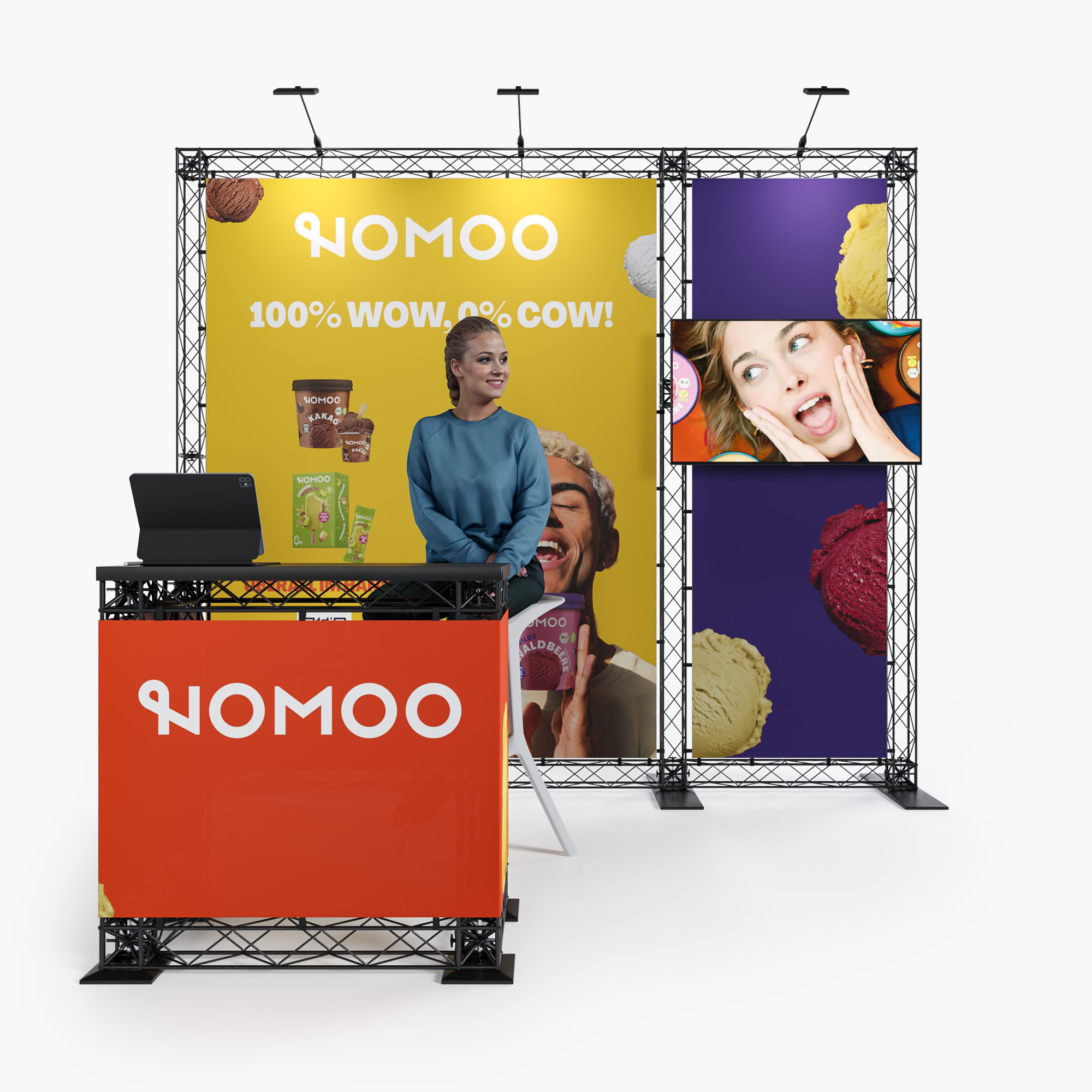 Ein Messestand von DATABAU mit einer Theke mit Laptop, einer sitzenden Frau, einem großen Display mit wissenschaftlichen Bildern und dem Slogan "Netzausbau beginnt am Schreibtisch" im Hintergrund.