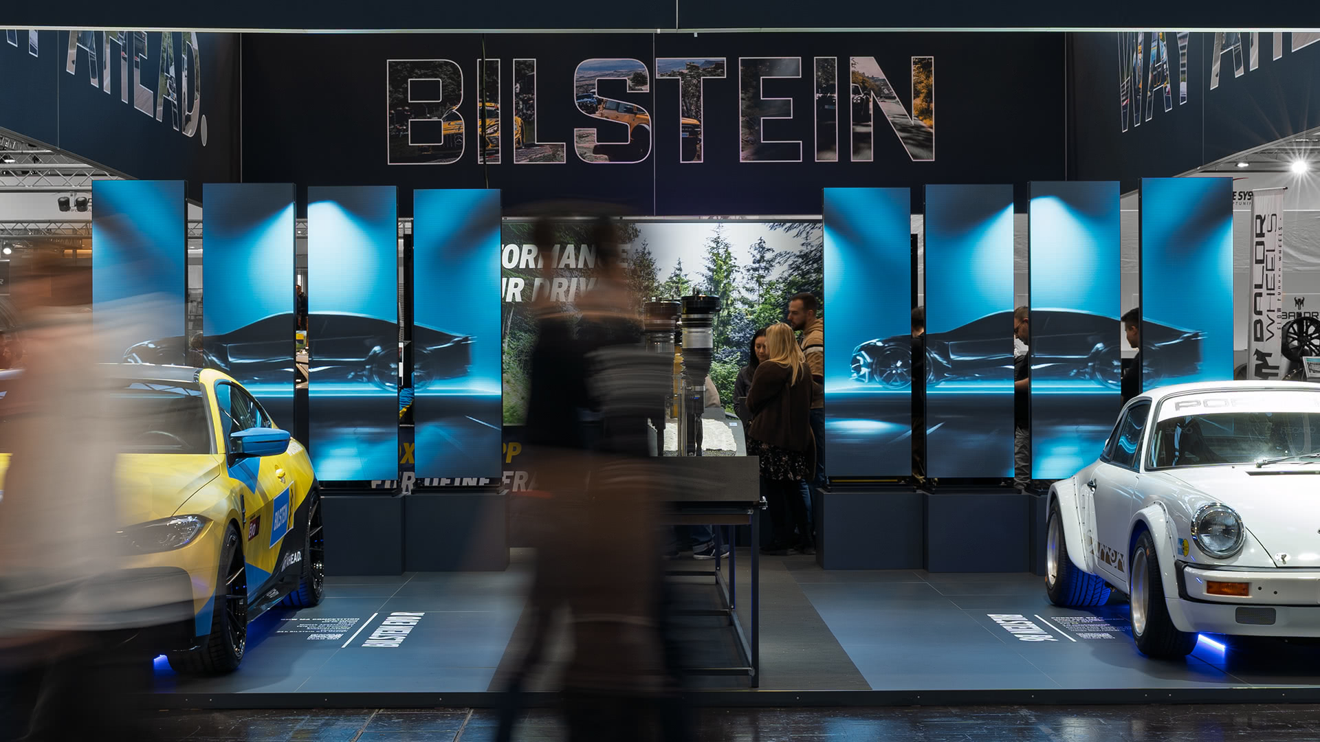 videowall-messeastand-bilstein
